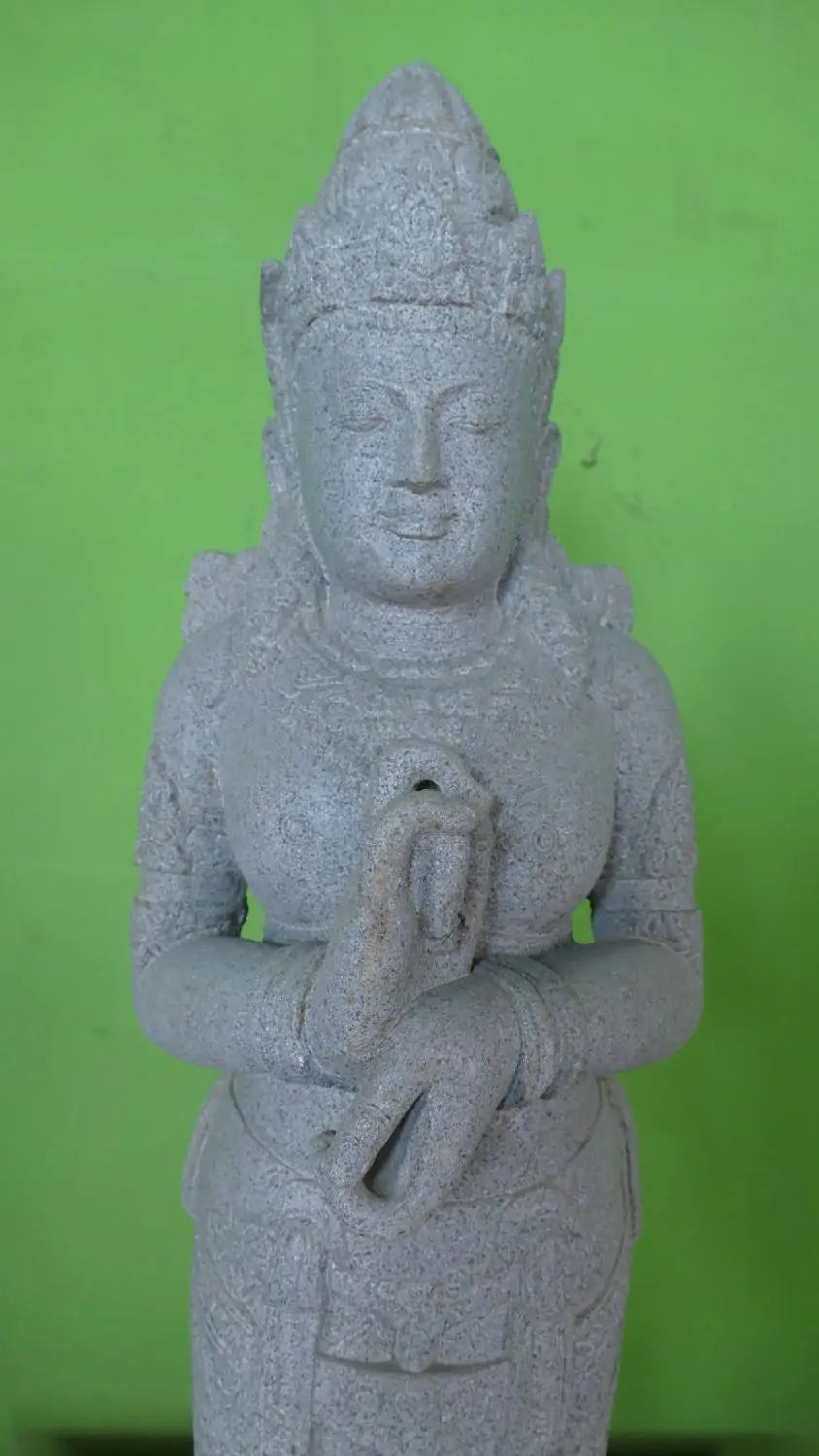  Product image 6 of the product “Standing Dewi Sri, “Turning of the Wheel”, 100cm Height, Riverstone, Stone Dewi Sri ”